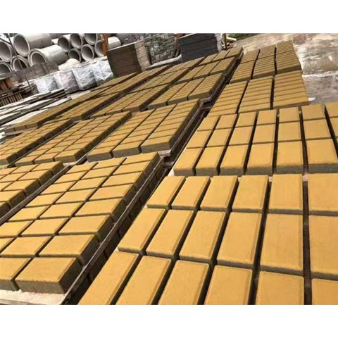 透水磚的顏色耐久性與制作工藝有關(guān)嗎？曲靖東星耀分享