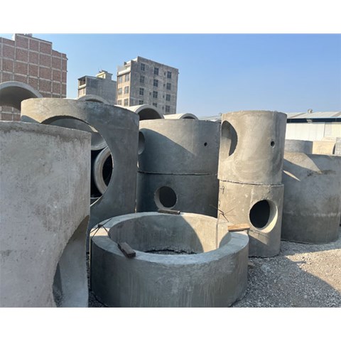曲靖混凝土井筒的壁厚設(shè)計，是依據(jù)哪些具體參數(shù)和實際需求來確定的？