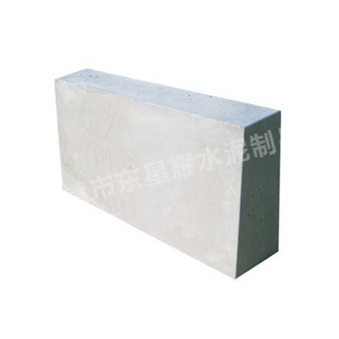 深色與淺色流水石在吸熱性上有何不同？選擇時(shí)需結(jié)合哪些環(huán)境因素綜合考量？